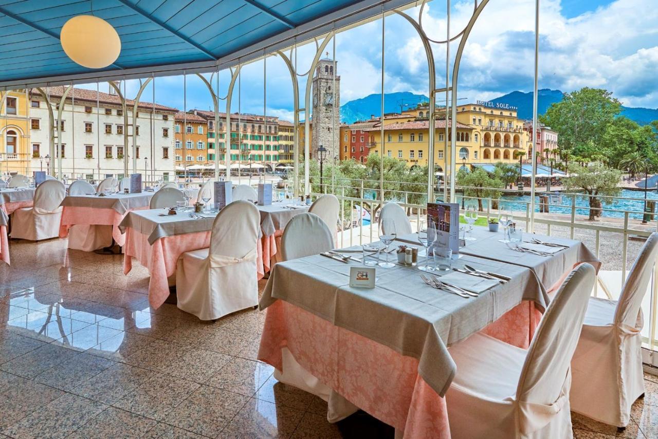 Hotel Europa - Skypool&Panorama Riva del Garda Exterior foto