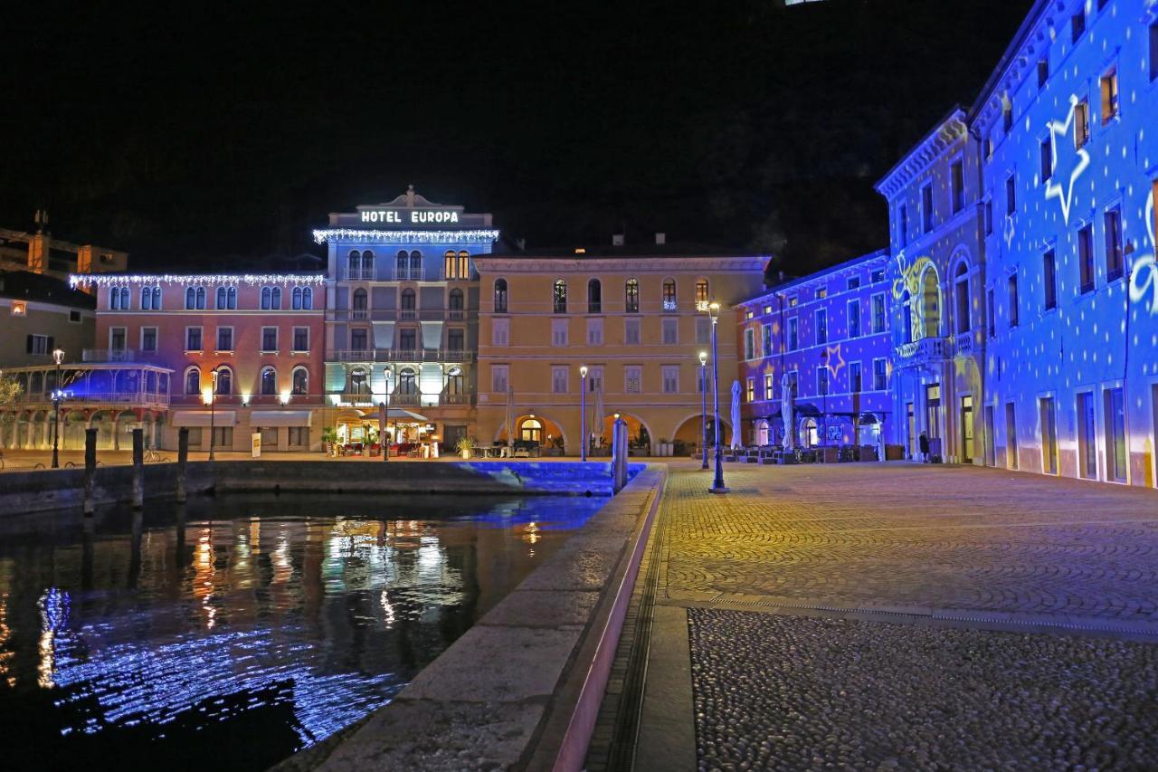 Hotel Europa - Skypool&Panorama Riva del Garda Exterior foto